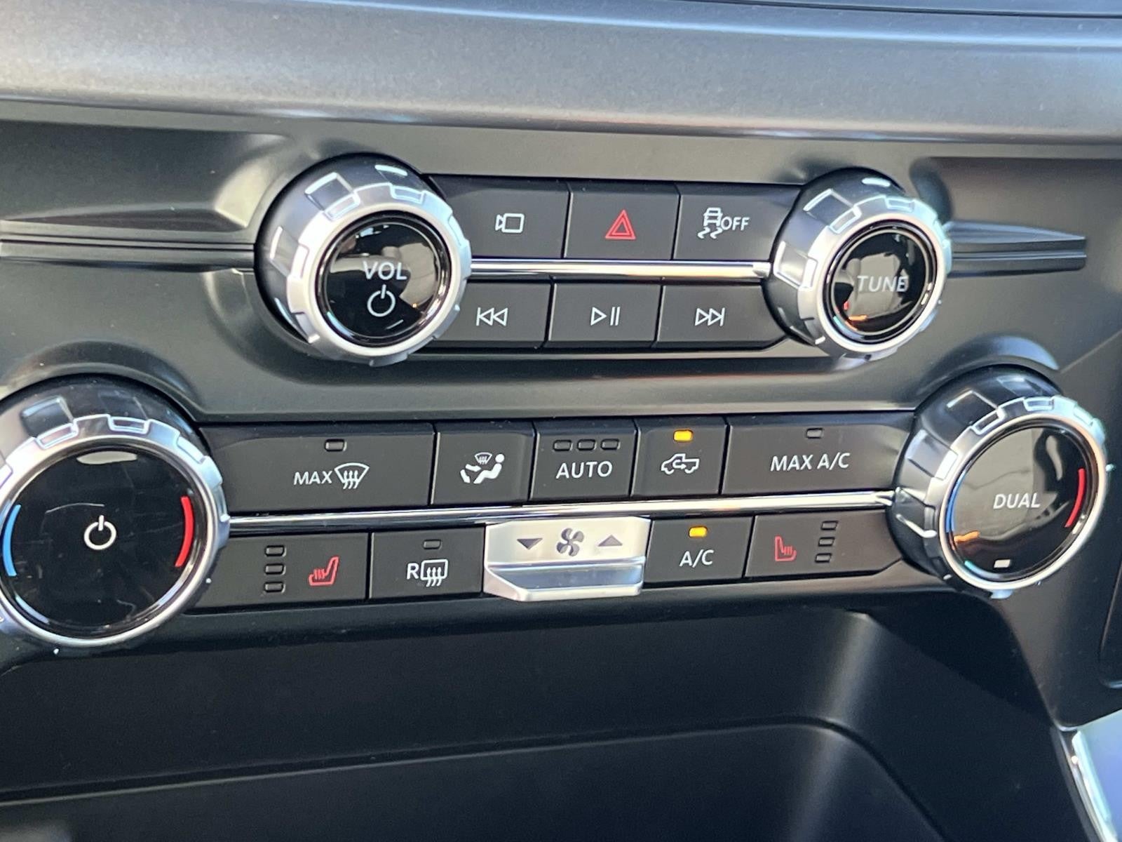 2025 Ford F-150 XLT 4WD SUPERCREW 5.5' BO PUG PACKAGE