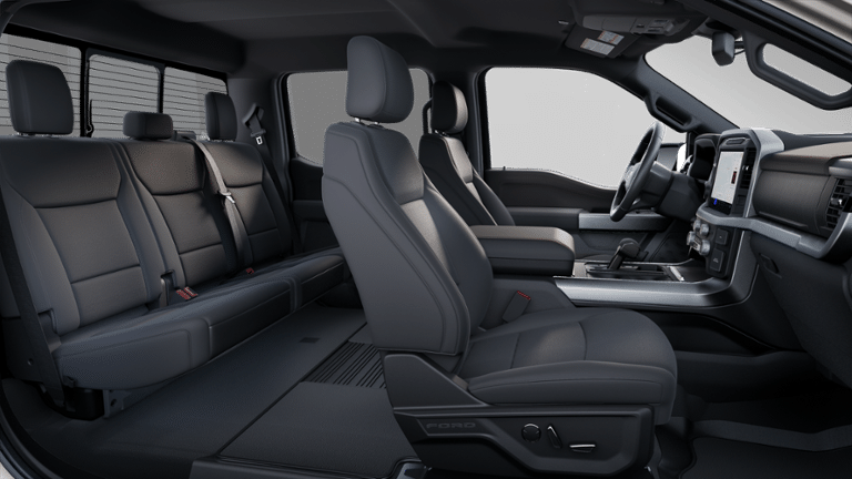 2025 Ford F-150 XLT 4WD SUPERCREW 5.5' BO PUG PACKAGE