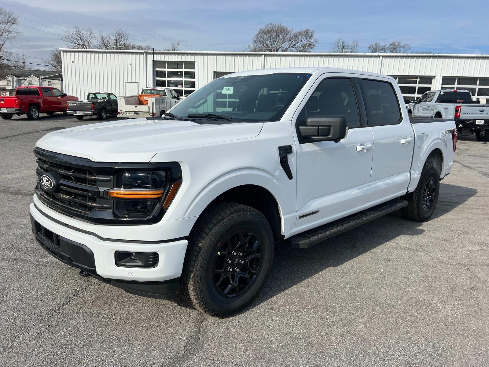 2025 Ford F-150 XLT 4WD SUPERCREW 5.5' BO
