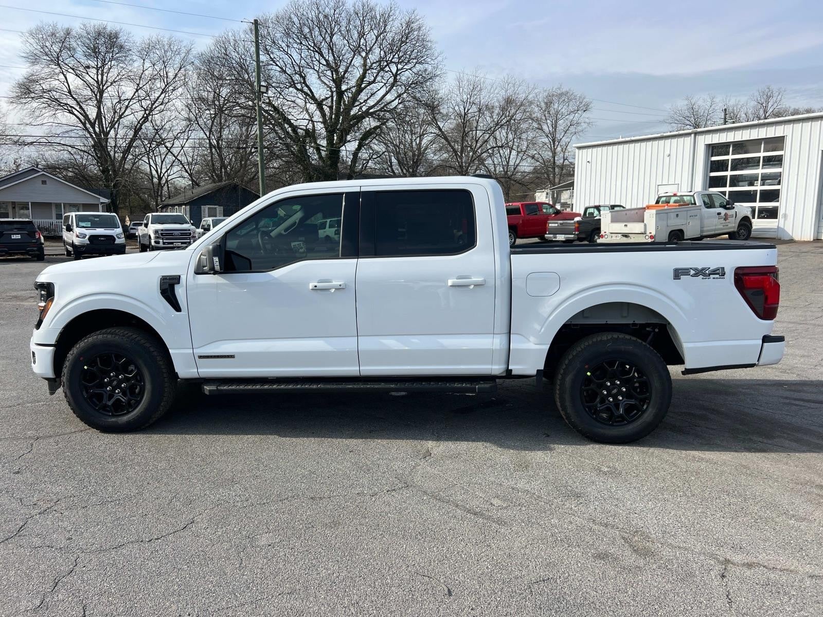 2025 Ford F-150 XLT 4WD SUPERCREW 5.5' BO
