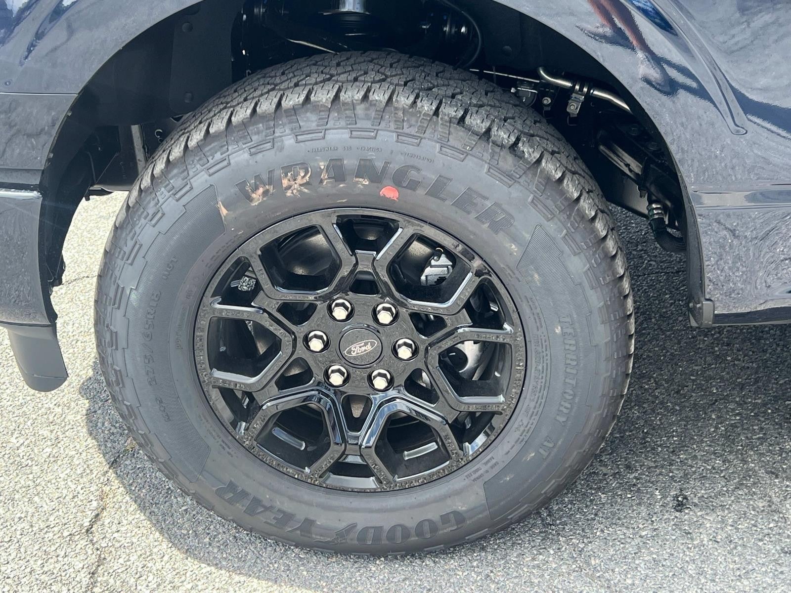 2025 Ford F-150 XLT 4WD SUPERCREW 5.5' BO