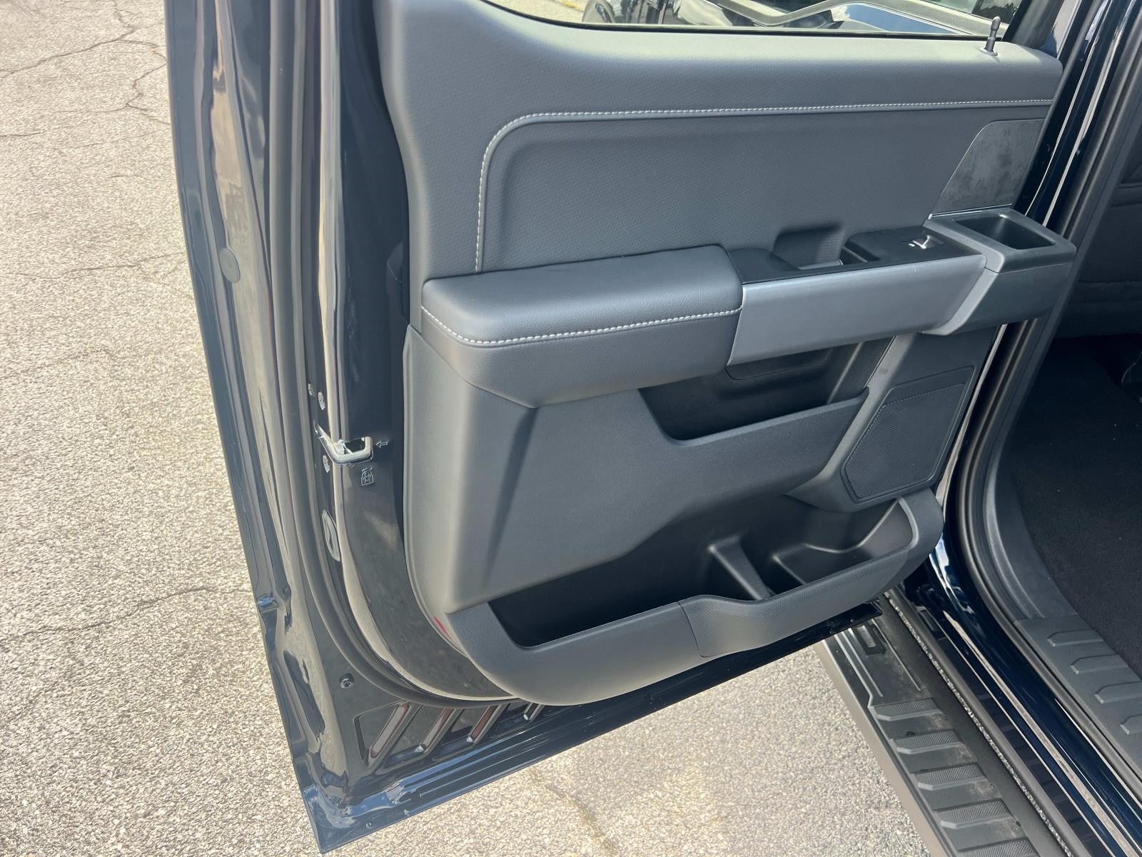 2025 Ford F-150 XLT 4WD SUPERCREW 5.5' BO