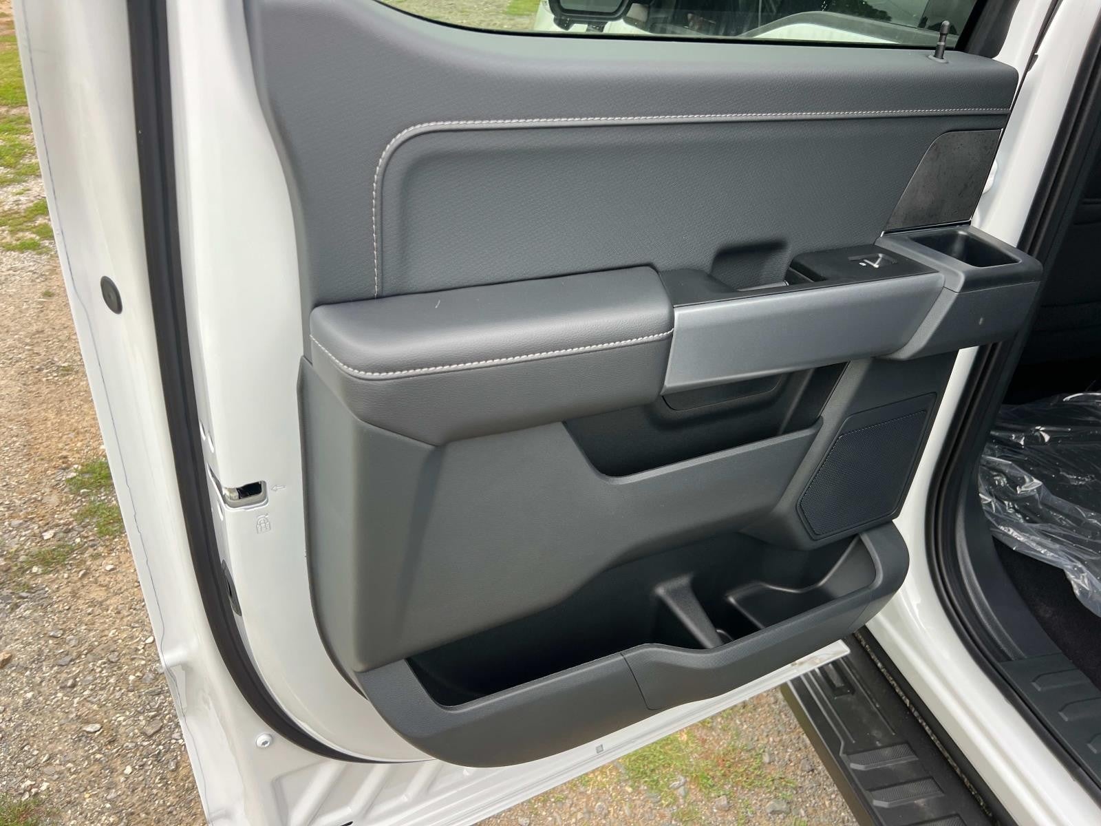 2025 Ford F-150 XLT 4WD SUPERCREW 5.5' BO