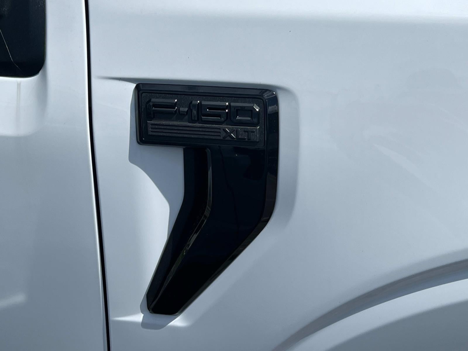 2025 Ford F-150 XLT 4WD SUPERCREW 5.5' BO