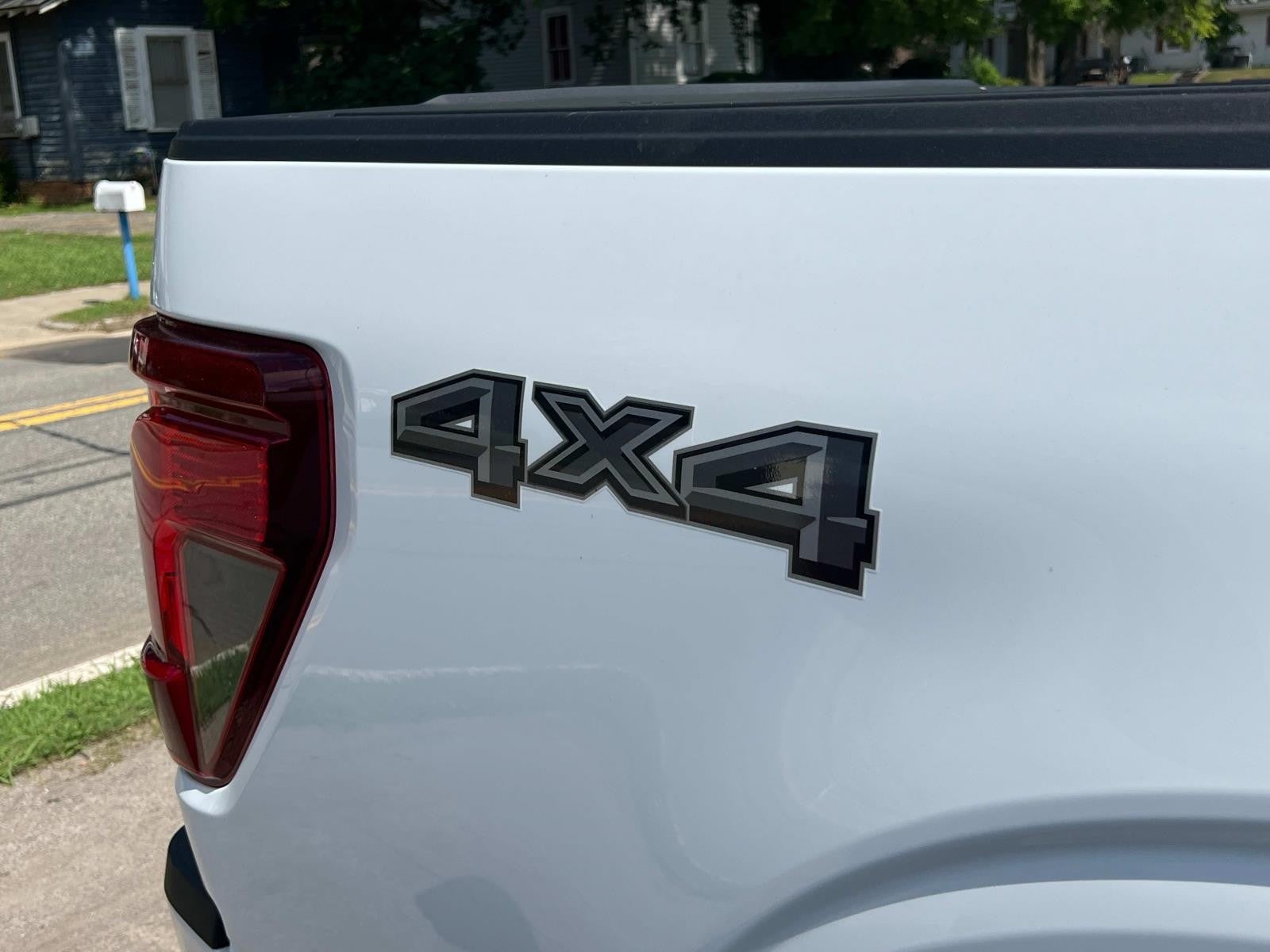 2025 Ford F-150 XLT 4WD SUPERCREW 5.5' BO