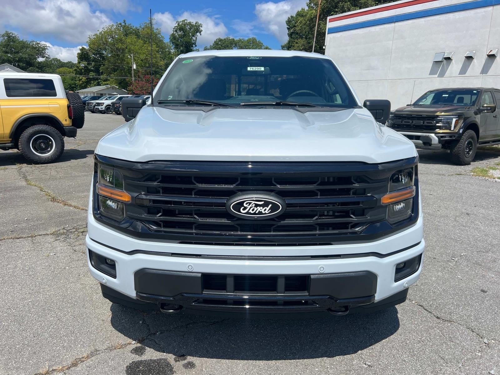 2025 Ford F-150 XLT 4WD SUPERCREW 5.5' BO