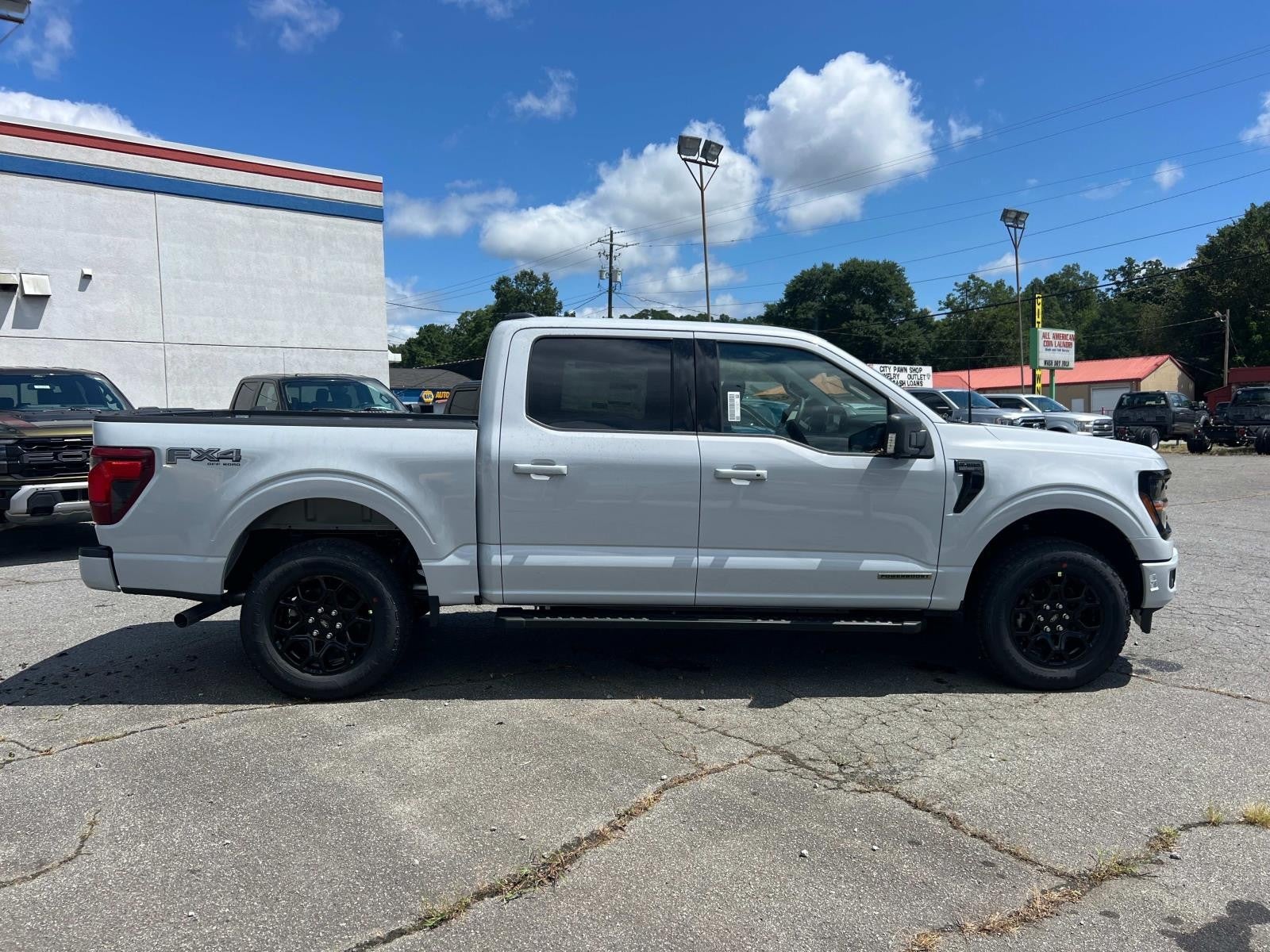 2025 Ford F-150 XLT 4WD SUPERCREW 5.5' BO