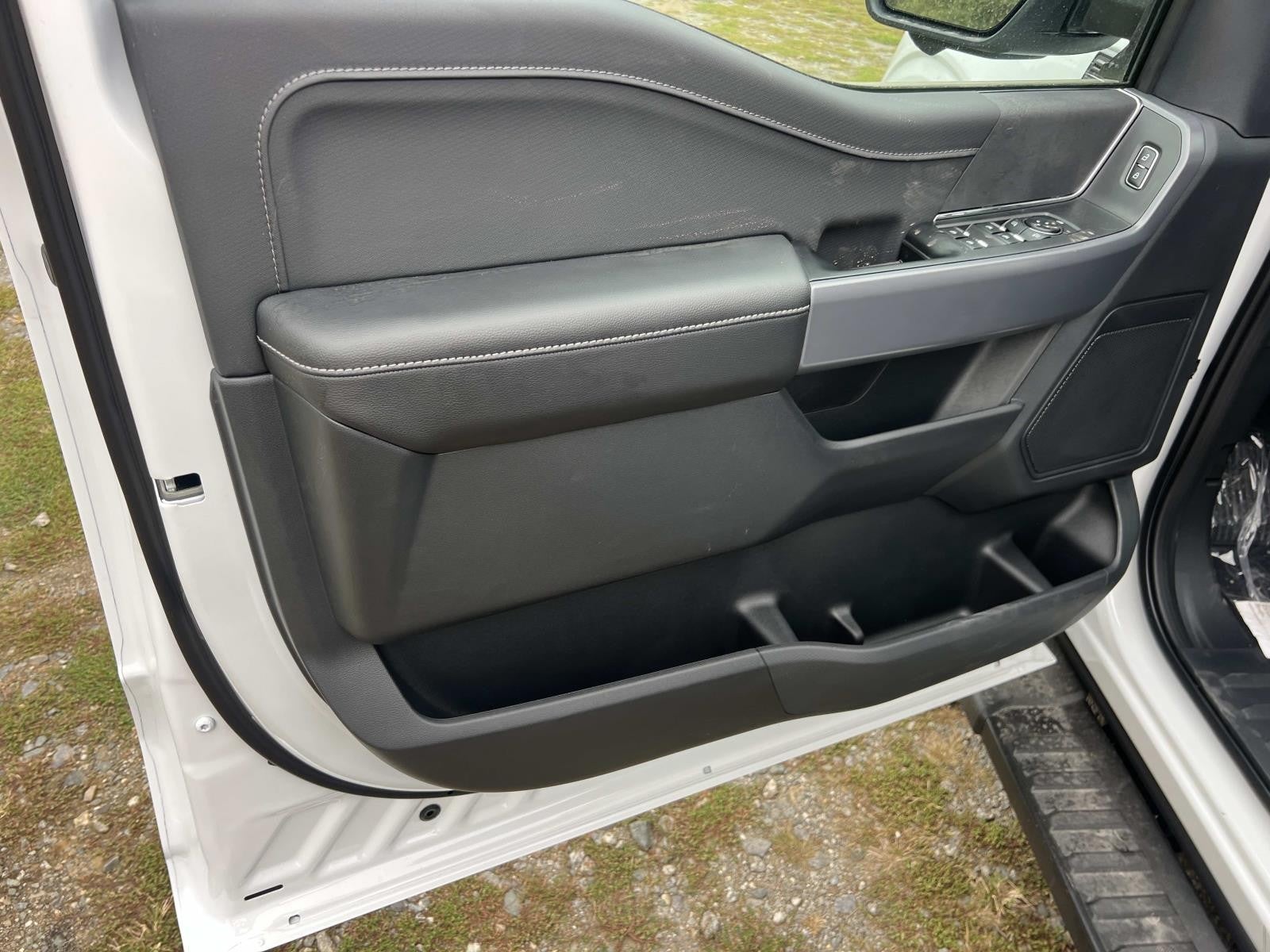 2025 Ford F-150 XLT 4WD SUPERCREW 5.5' BO