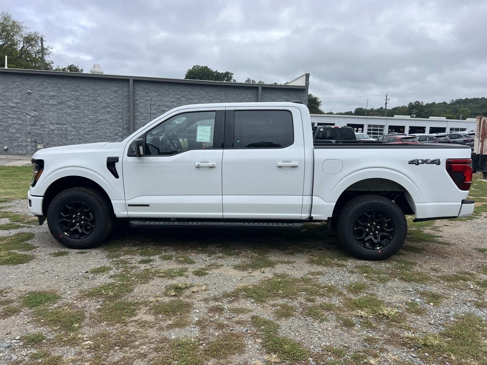 2025 Ford F-150 XLT 4WD SUPERCREW 5.5' BO