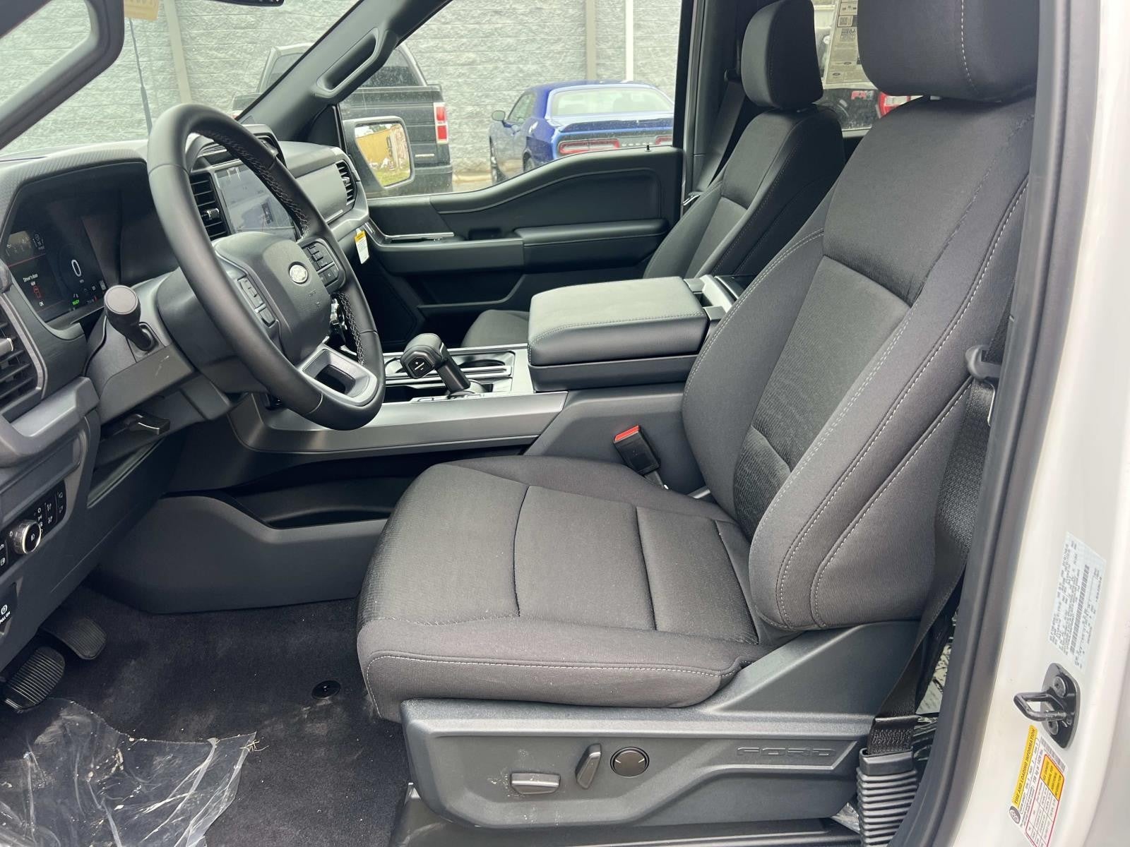 2025 Ford F-150 XLT 4WD SUPERCREW 5.5' BO