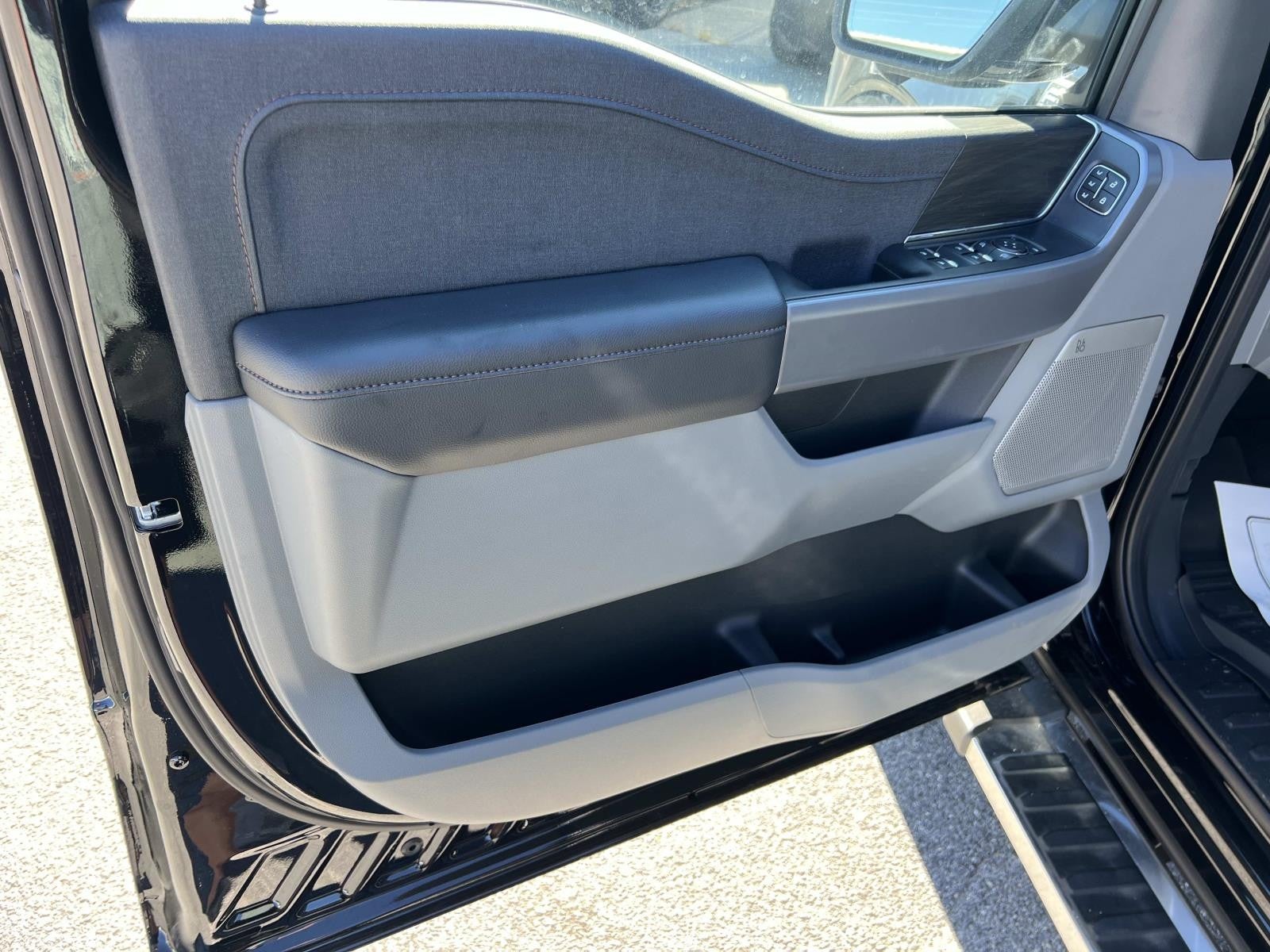 2025 Ford F-150 LARIAT 4WD SUPERCREW 5.5'