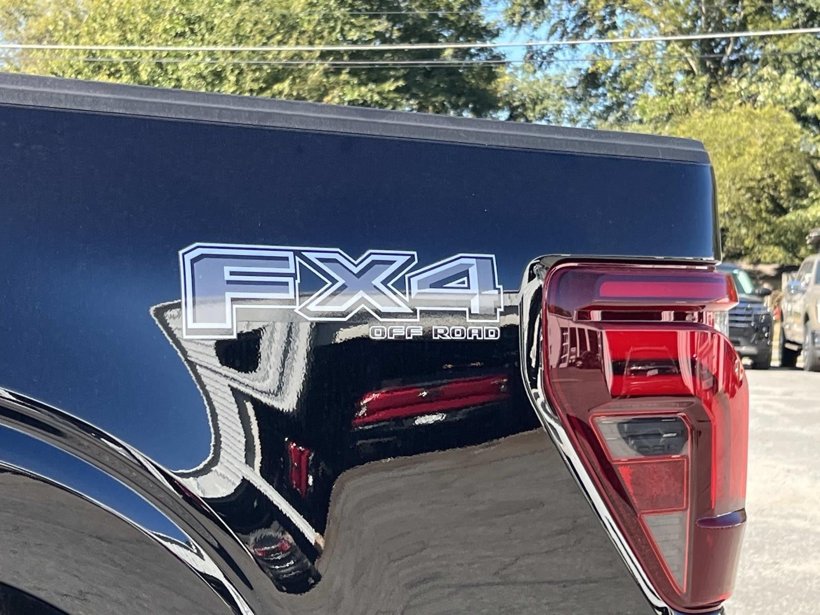 2025 Ford F-150 LARIAT 4WD SUPERCREW 5.5'