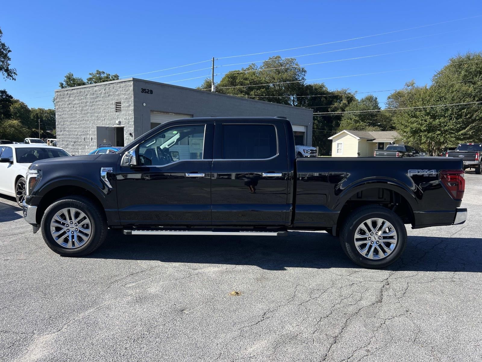 2025 Ford F-150 LARIAT 4WD SUPERCREW 5.5'