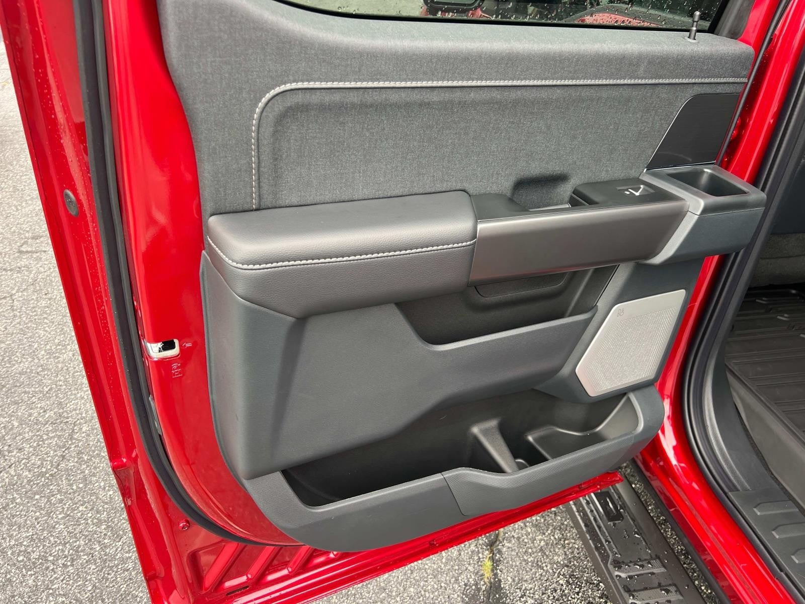 2025 Ford F-150 LARIAT 4WD SUPERCREW 5.5'