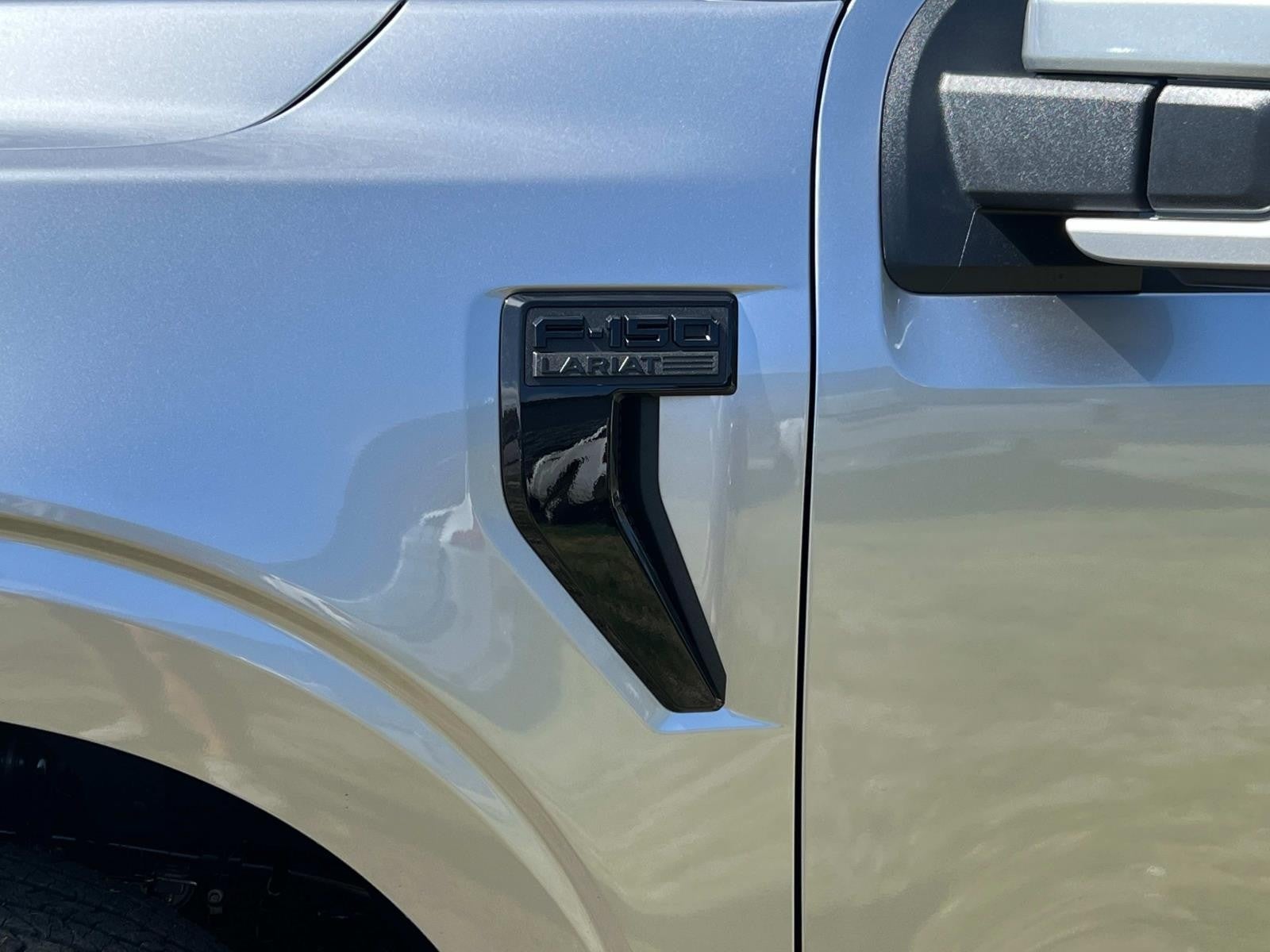 2025 Ford F-150 LARIAT 4WD SUPERCREW 5.5'