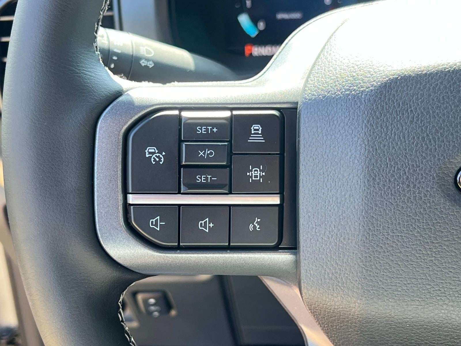 2025 Ford F-150 LARIAT 4WD SUPERCREW 5.5'