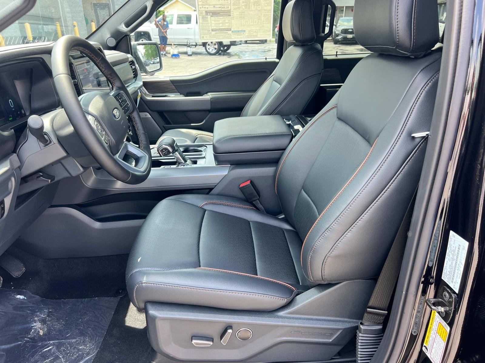 2025 Ford F-150 LARIAT 4WD SUPERCREW 5.5'