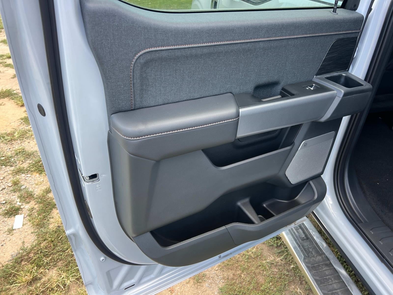 2025 Ford F-150 LARIAT 4WD SUPERCREW 5.5'