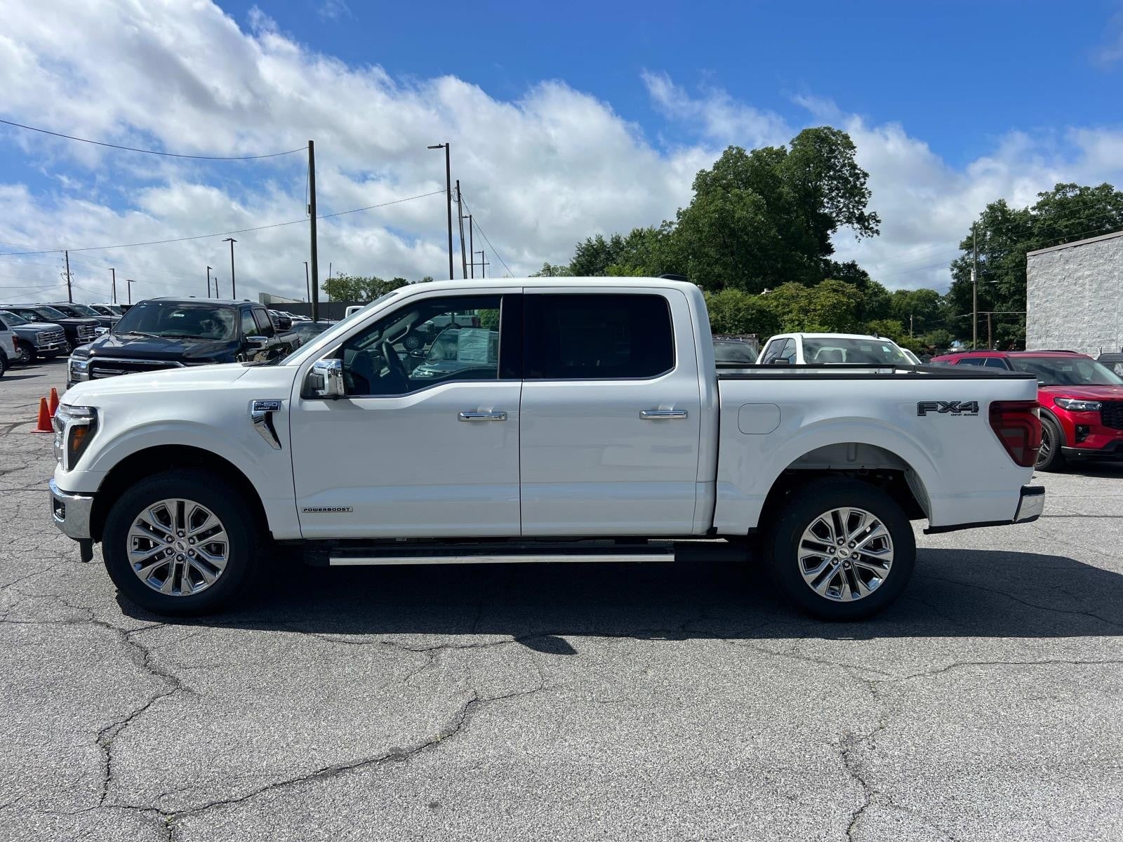 2025 Ford F-150 LARIAT 4WD SUPERCREW 5.5'