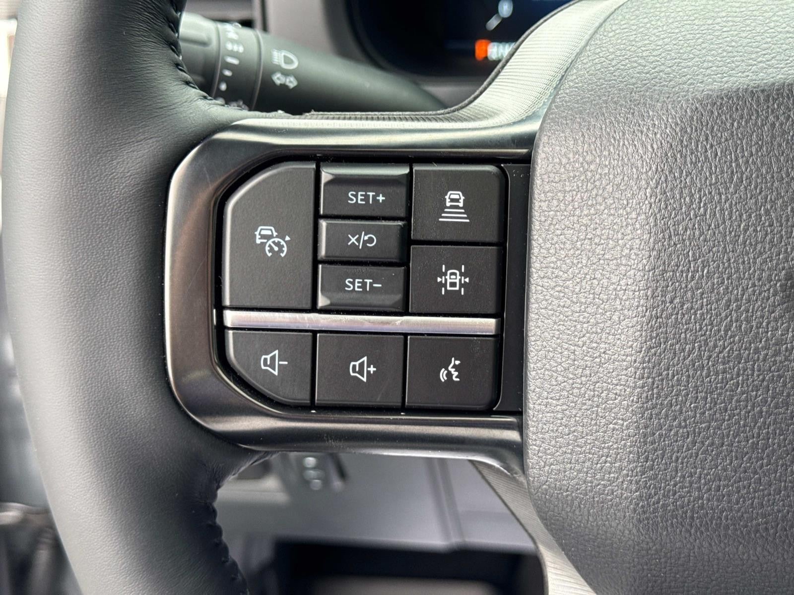 2025 Ford F-150 PLATINUM 4WD SUPERCREW 5.