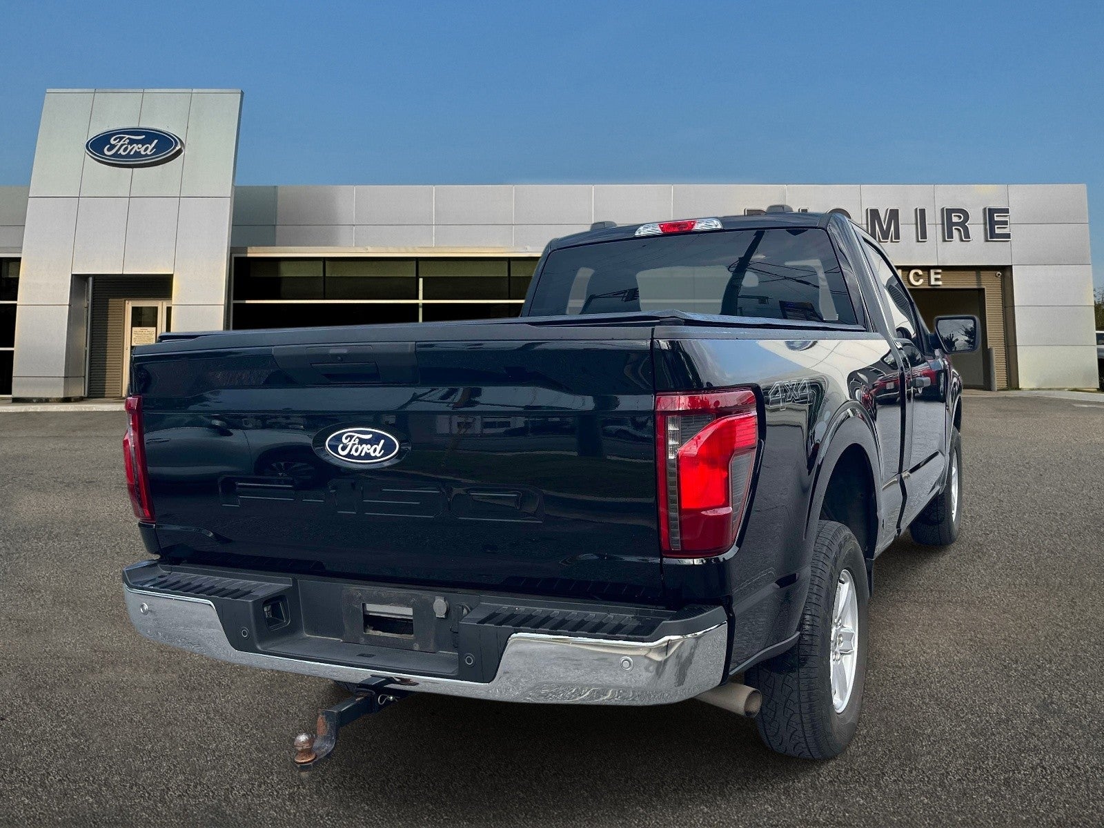 2024 Ford F-150 REGULAR CAB XL 4WD