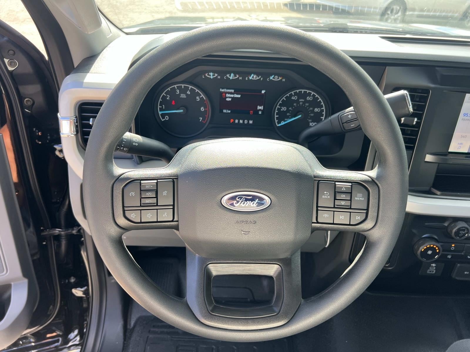 2026 Ford Super Duty F-350 SRW XL 2WD REG CAB 8' BOX