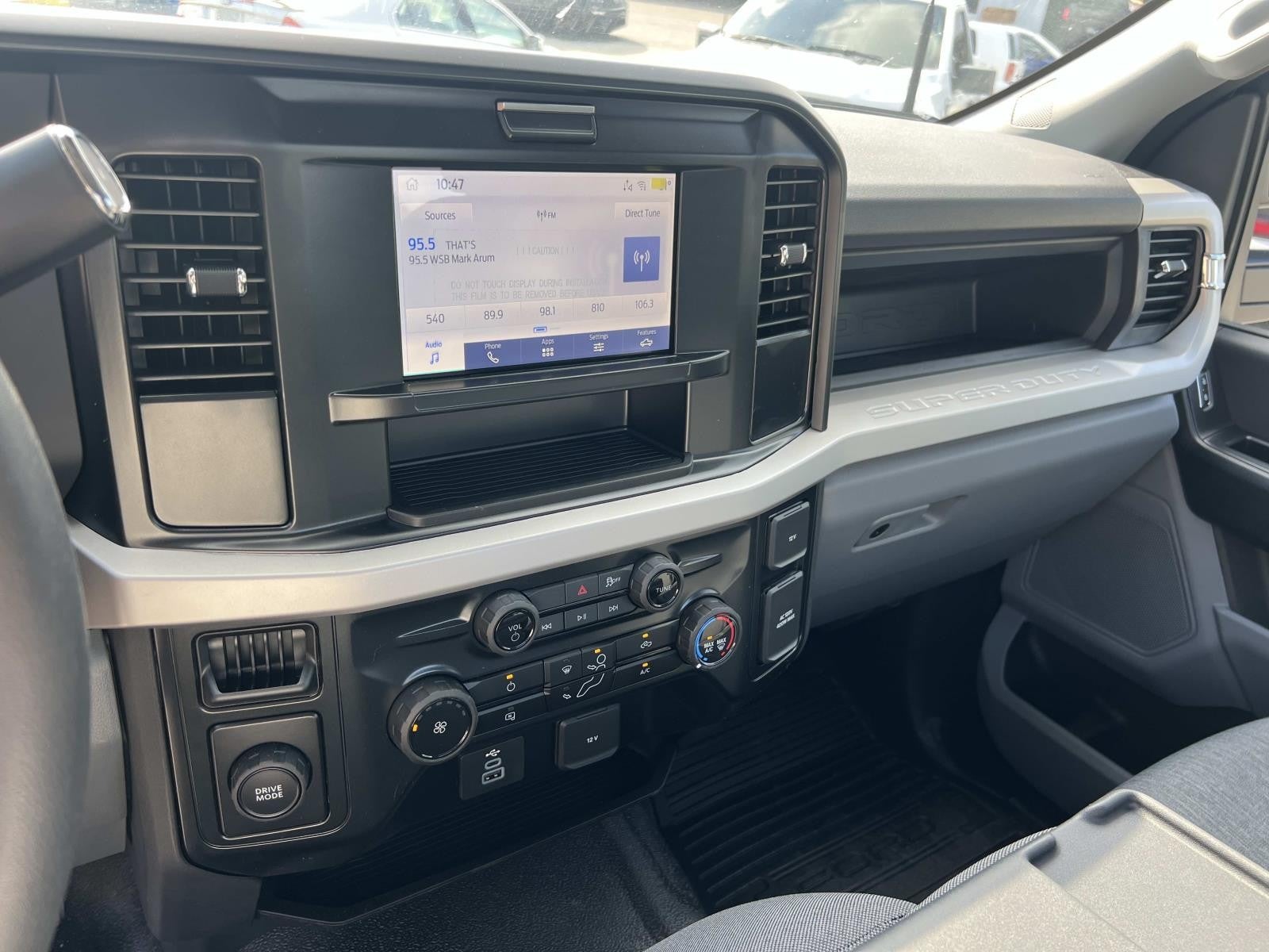 2026 Ford Super Duty F-350 SRW XL 2WD REG CAB 8' BOX