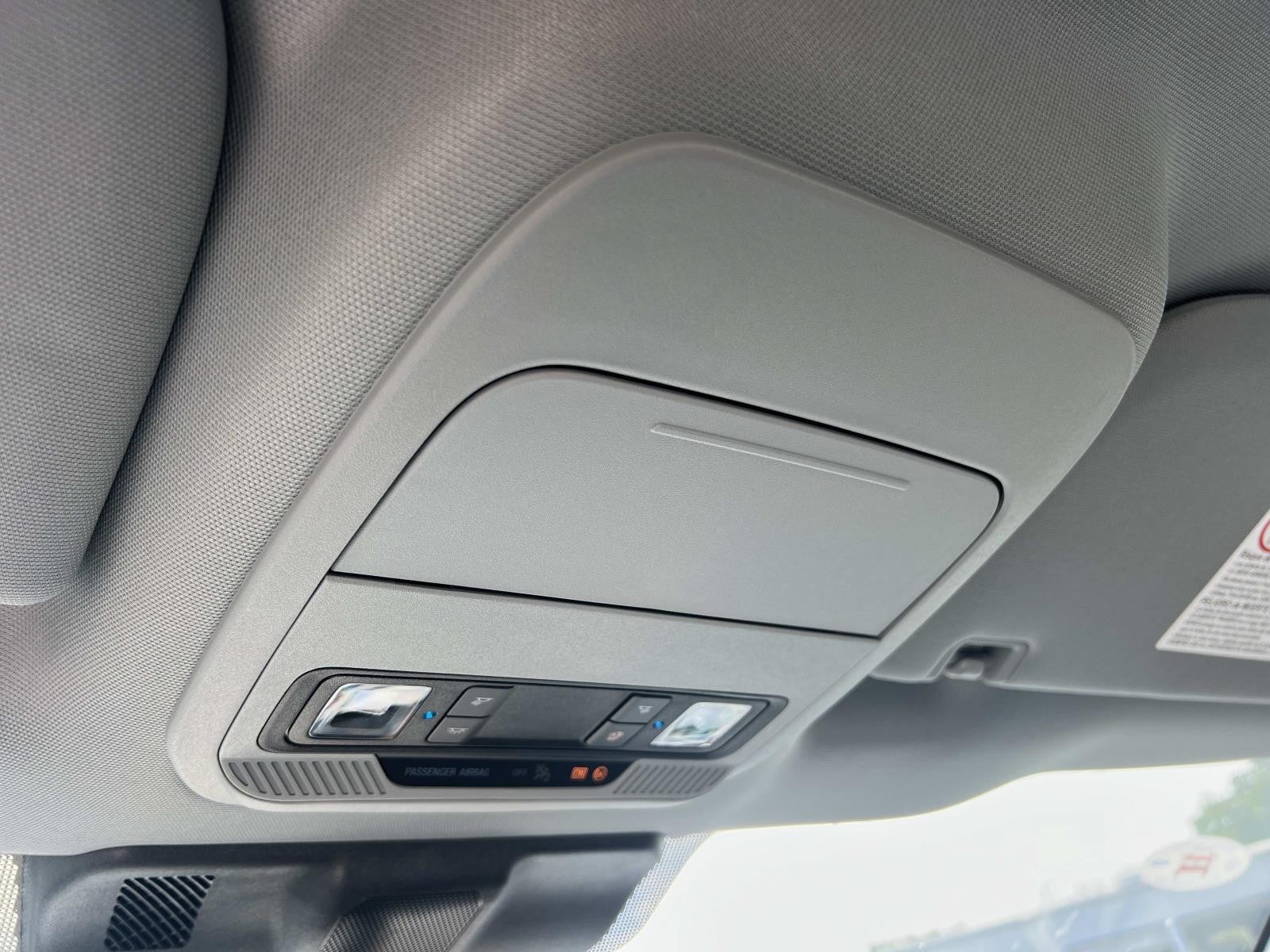 2026 Ford Super Duty F-350 SRW XL 2WD REG CAB 8' BOX