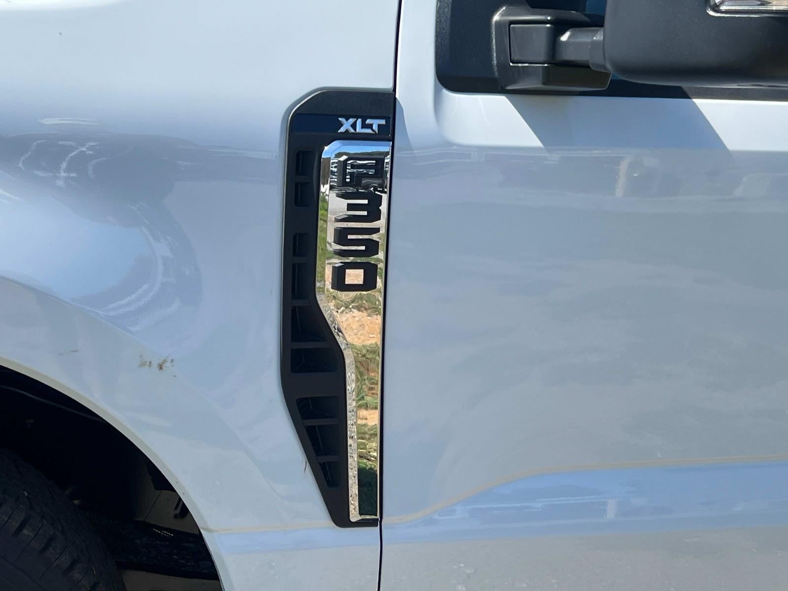 2026 Ford Super Duty F-350 SRW XLT 2WD REG CAB 8' BOX