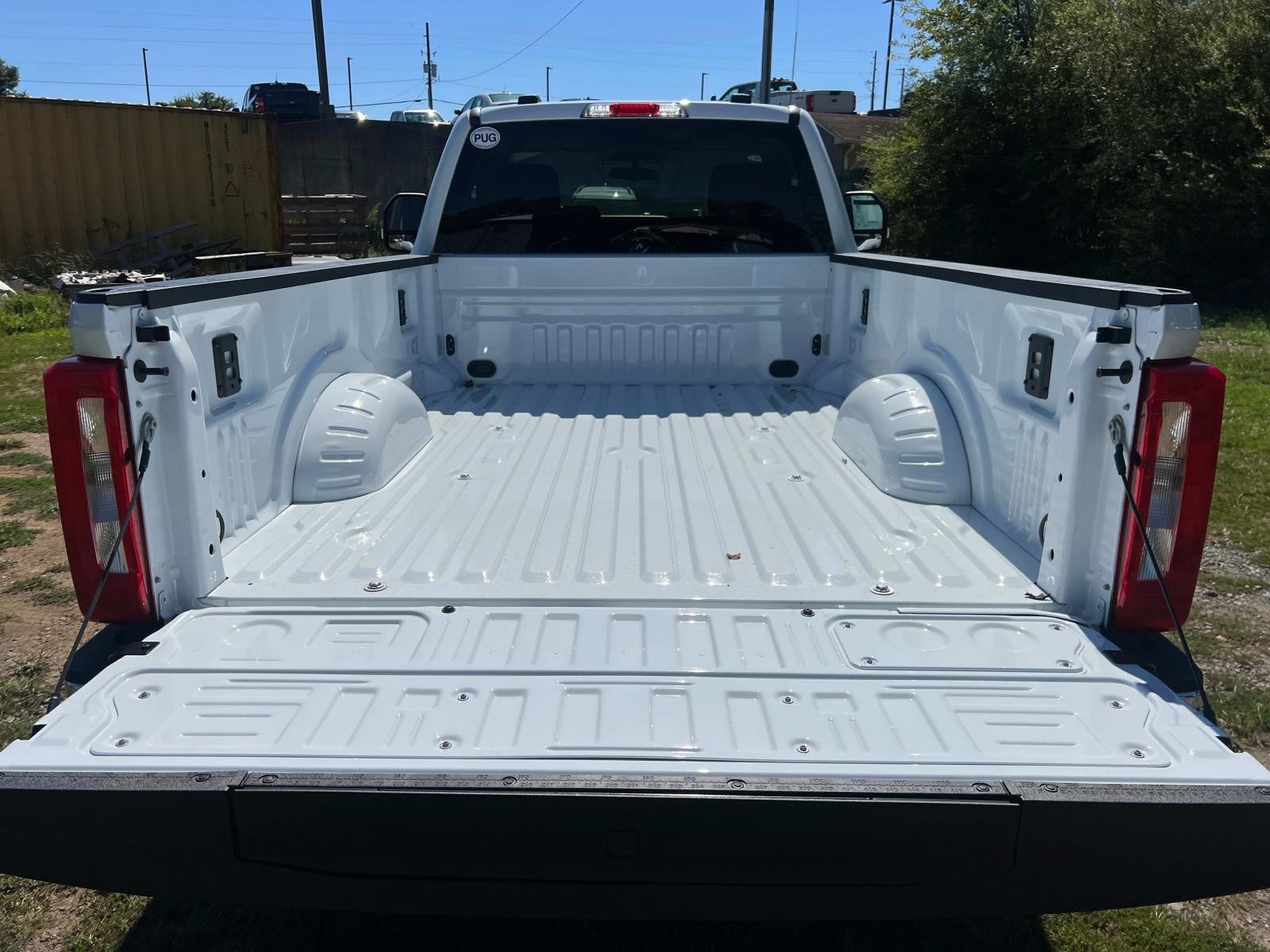 2026 Ford Super Duty F-350 SRW XLT 2WD REG CAB 8' BOX