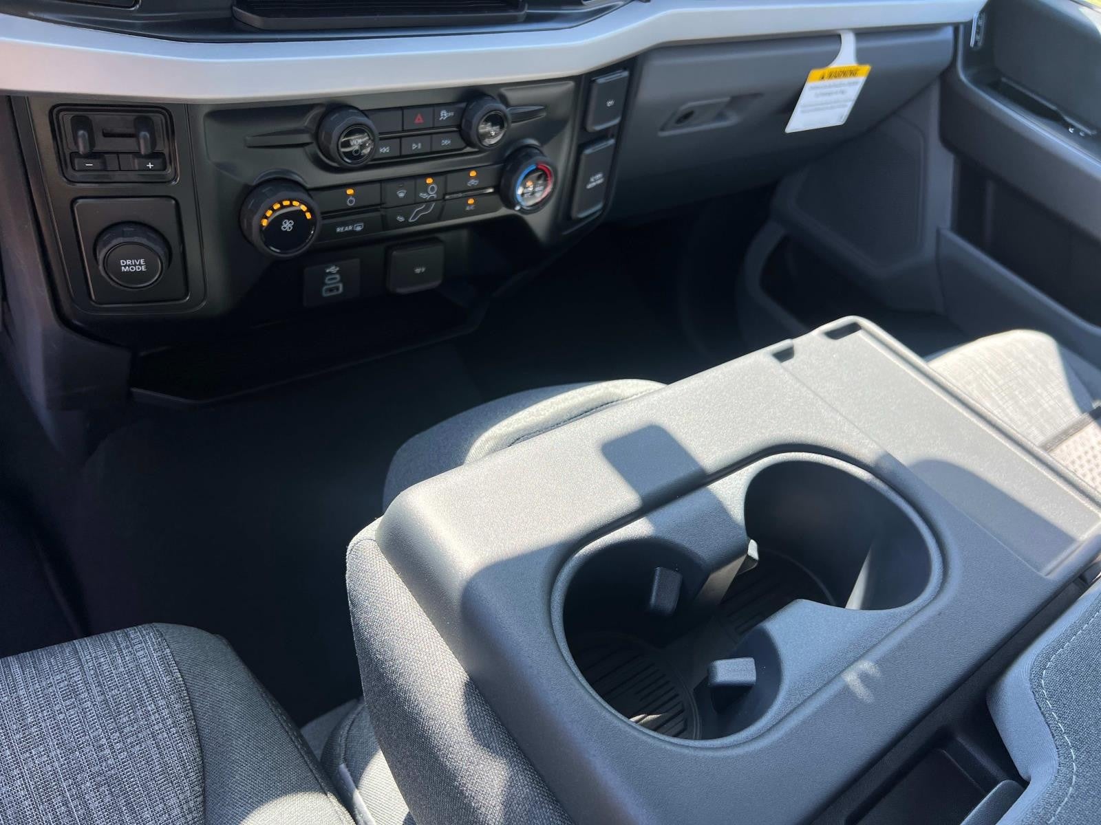 2026 Ford Super Duty F-350 SRW XLT 2WD REG CAB 8' BOX