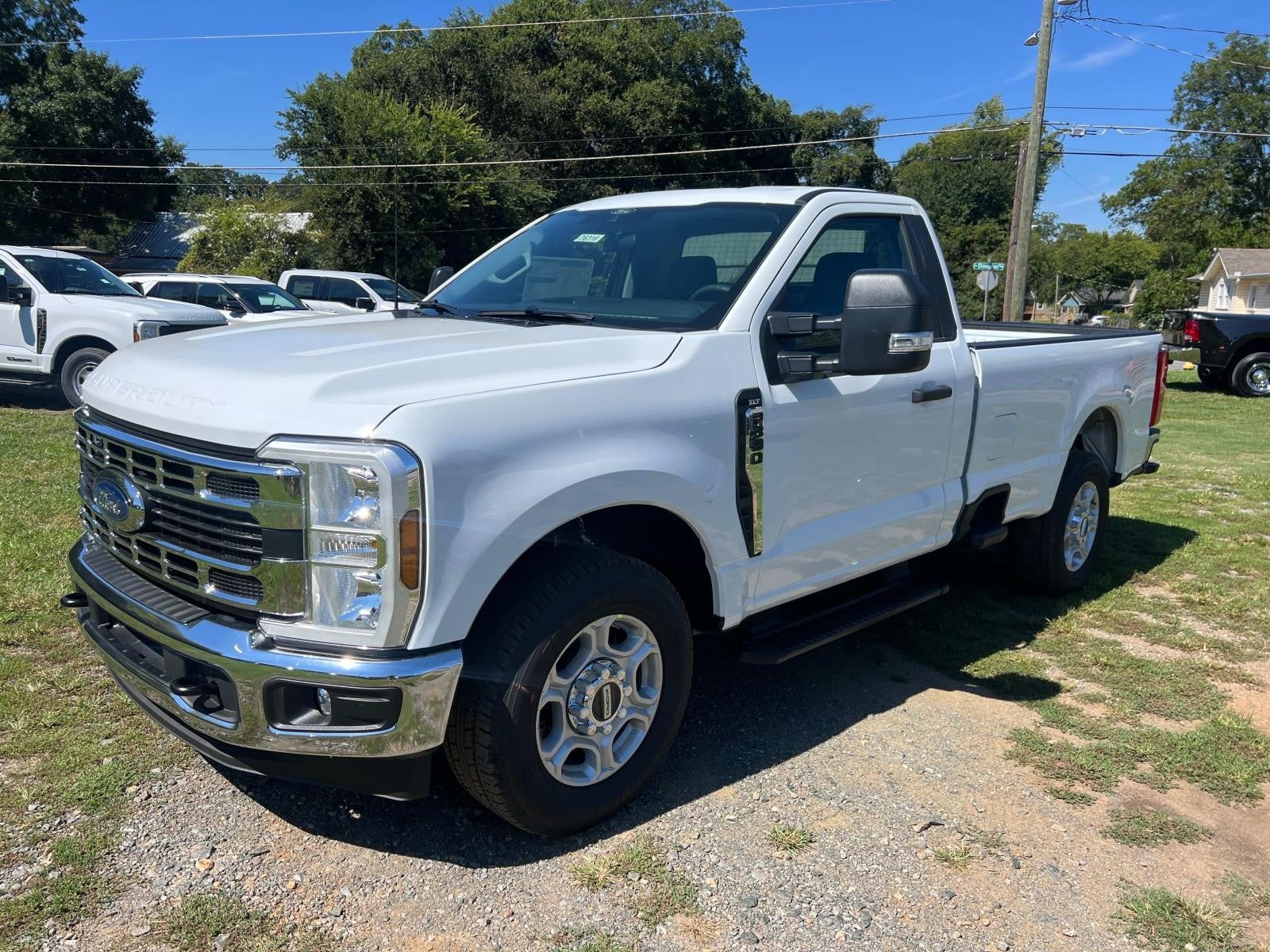 2026 Ford Super Duty F-350 SRW XLT 2WD REG CAB 8' BOX