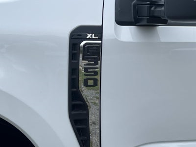 2026 Ford Super Duty F-350 SRW XL 2WD REG CAB 8' BOX