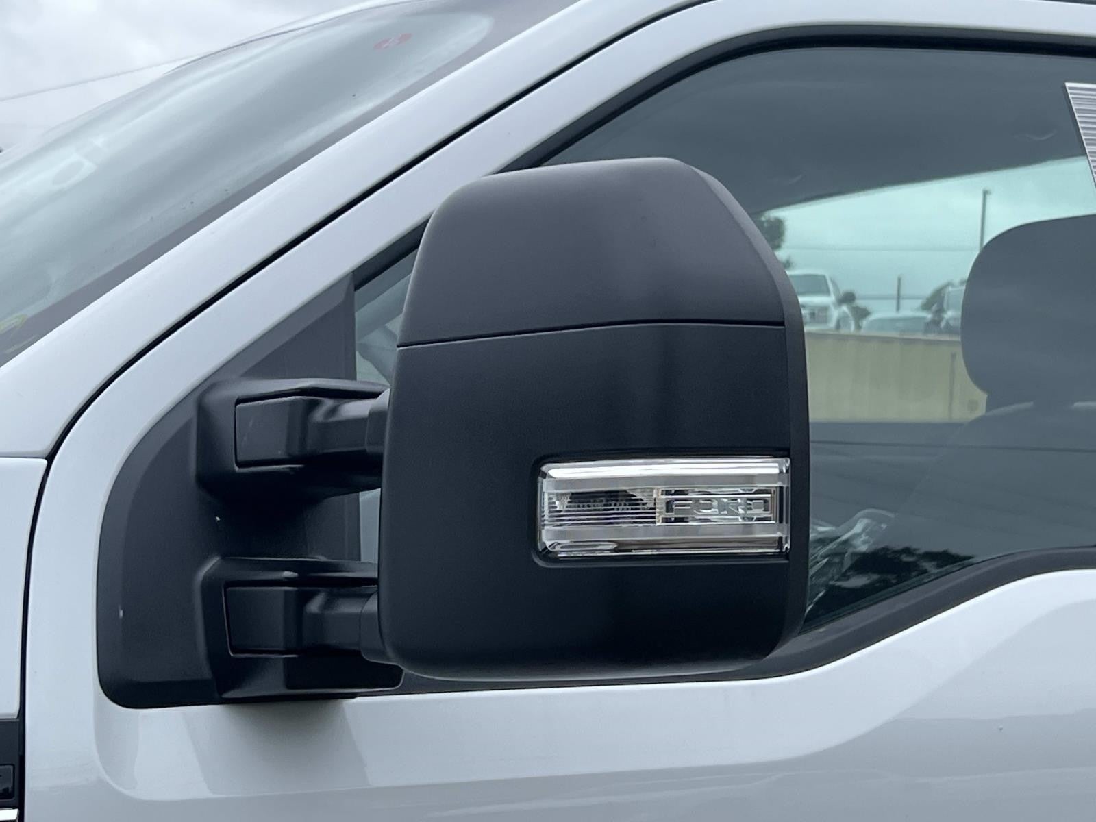 2026 Ford Super Duty F-350 SRW XL 2WD REG CAB 8' BOX