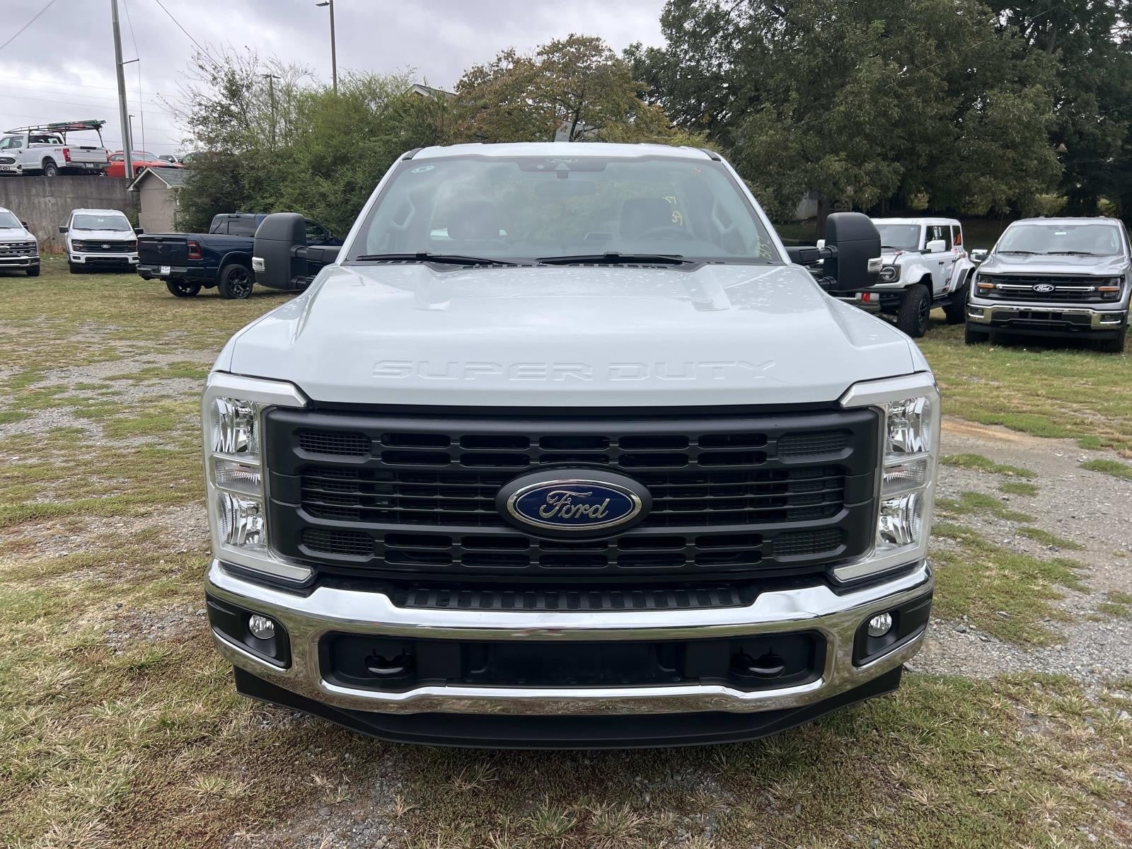 2026 Ford Super Duty F-350 SRW XL 2WD REG CAB 8' BOX