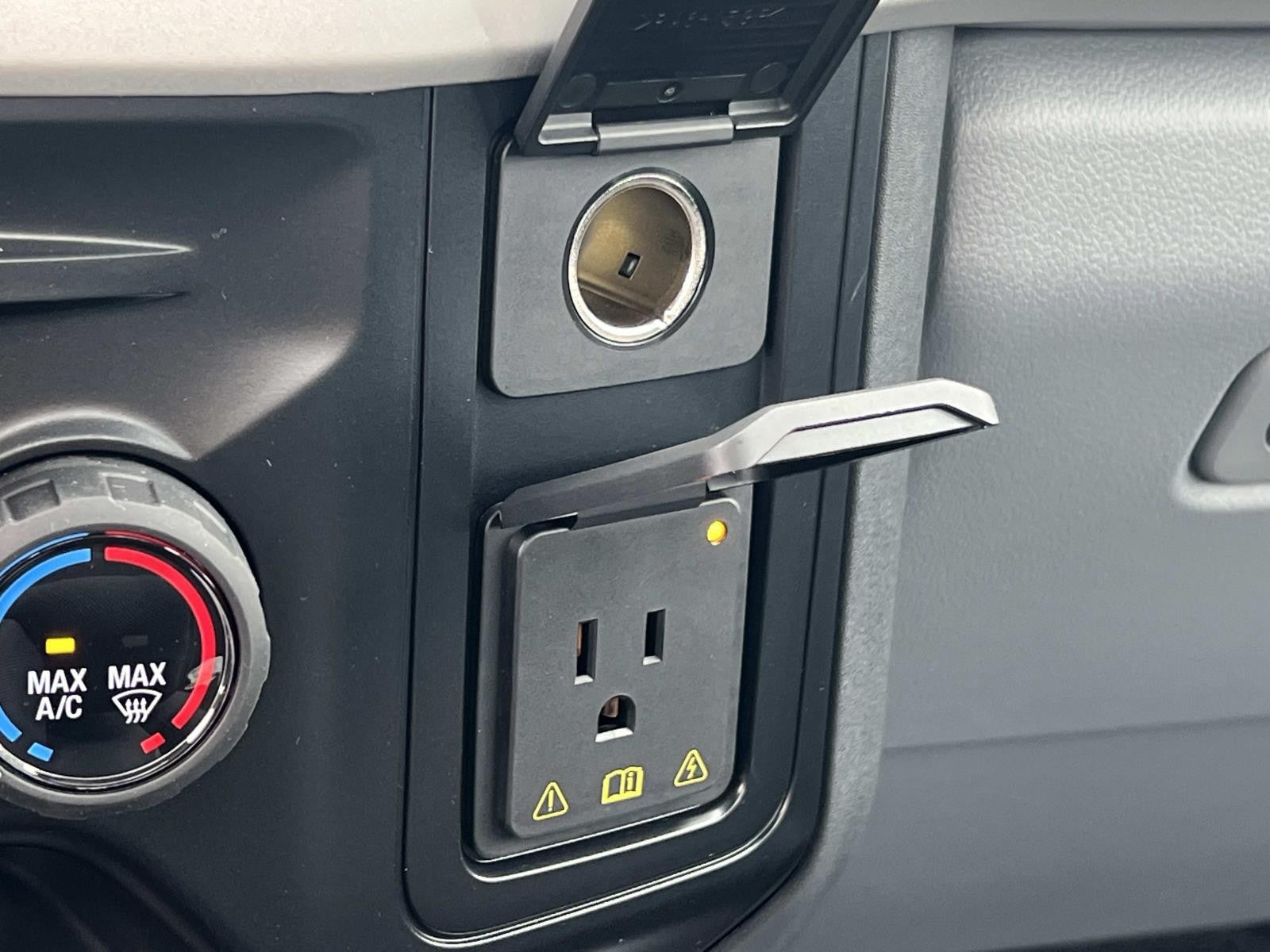 2026 Ford Super Duty F-350 SRW XL 2WD REG CAB 8' BOX