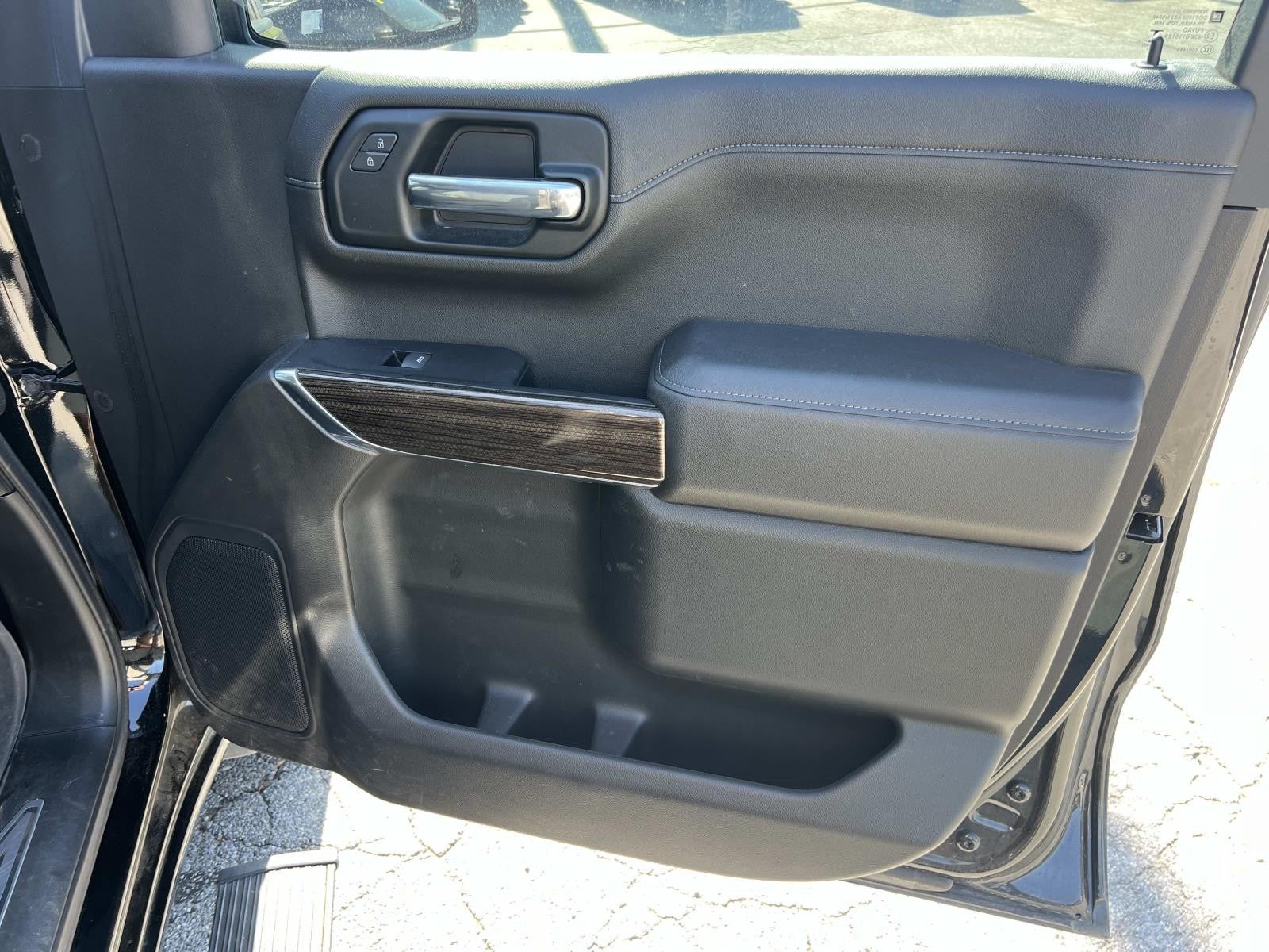2022 Chevrolet Silverado 1500 LTD 4WD CREW CAB 147 RST