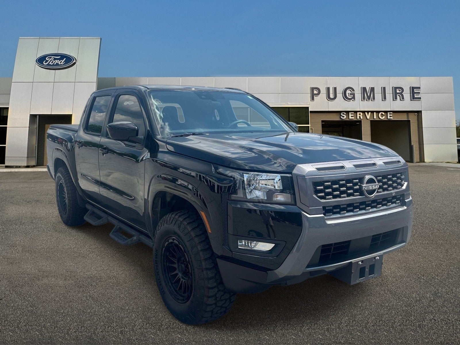 2025 Nissan Frontier SV