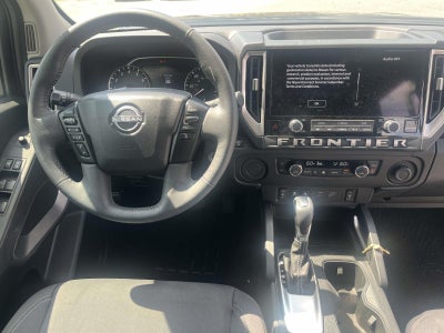2025 Nissan Frontier SV