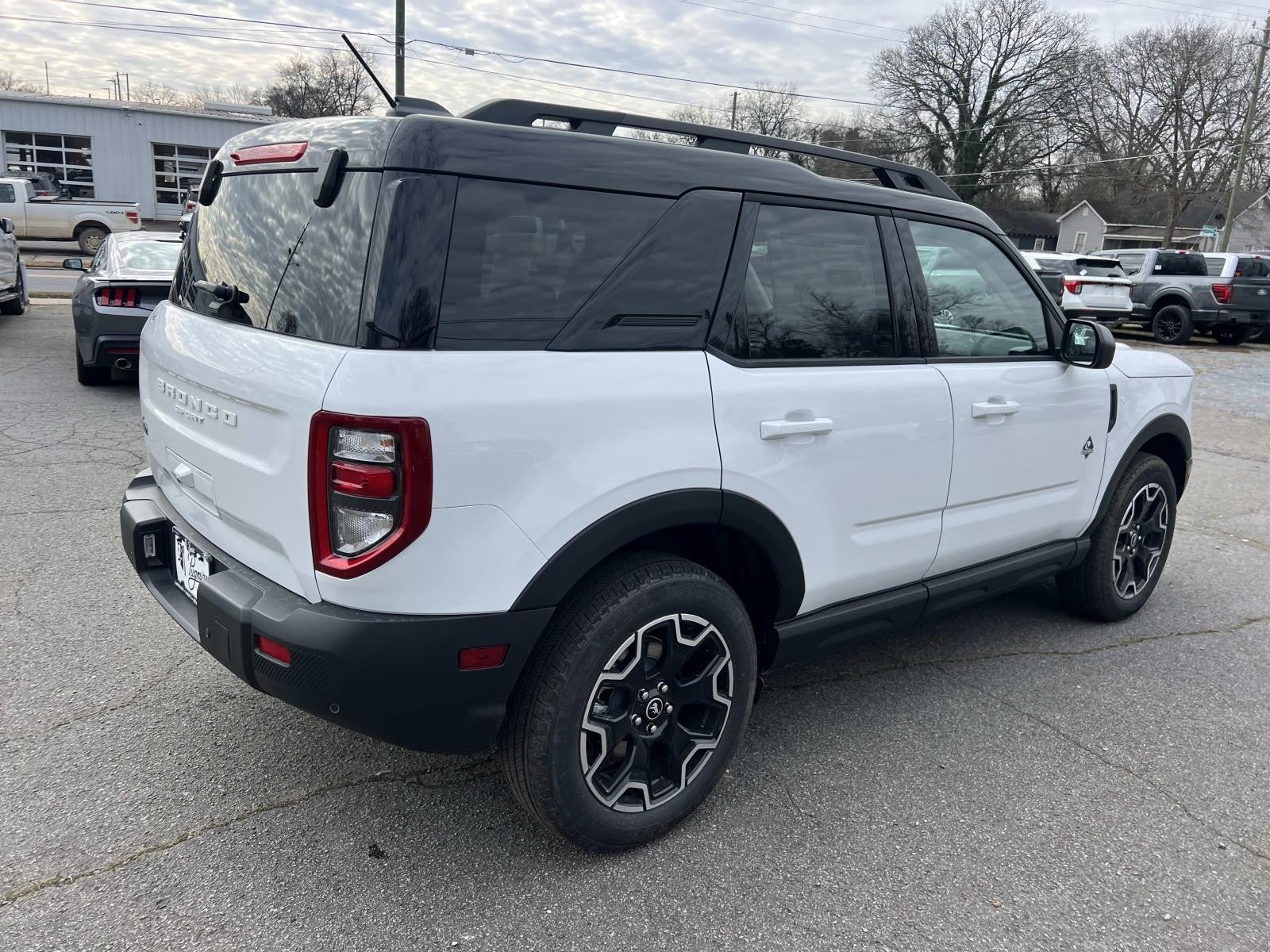 2025 Ford Bronco Sport OUTER BANKS 4X4