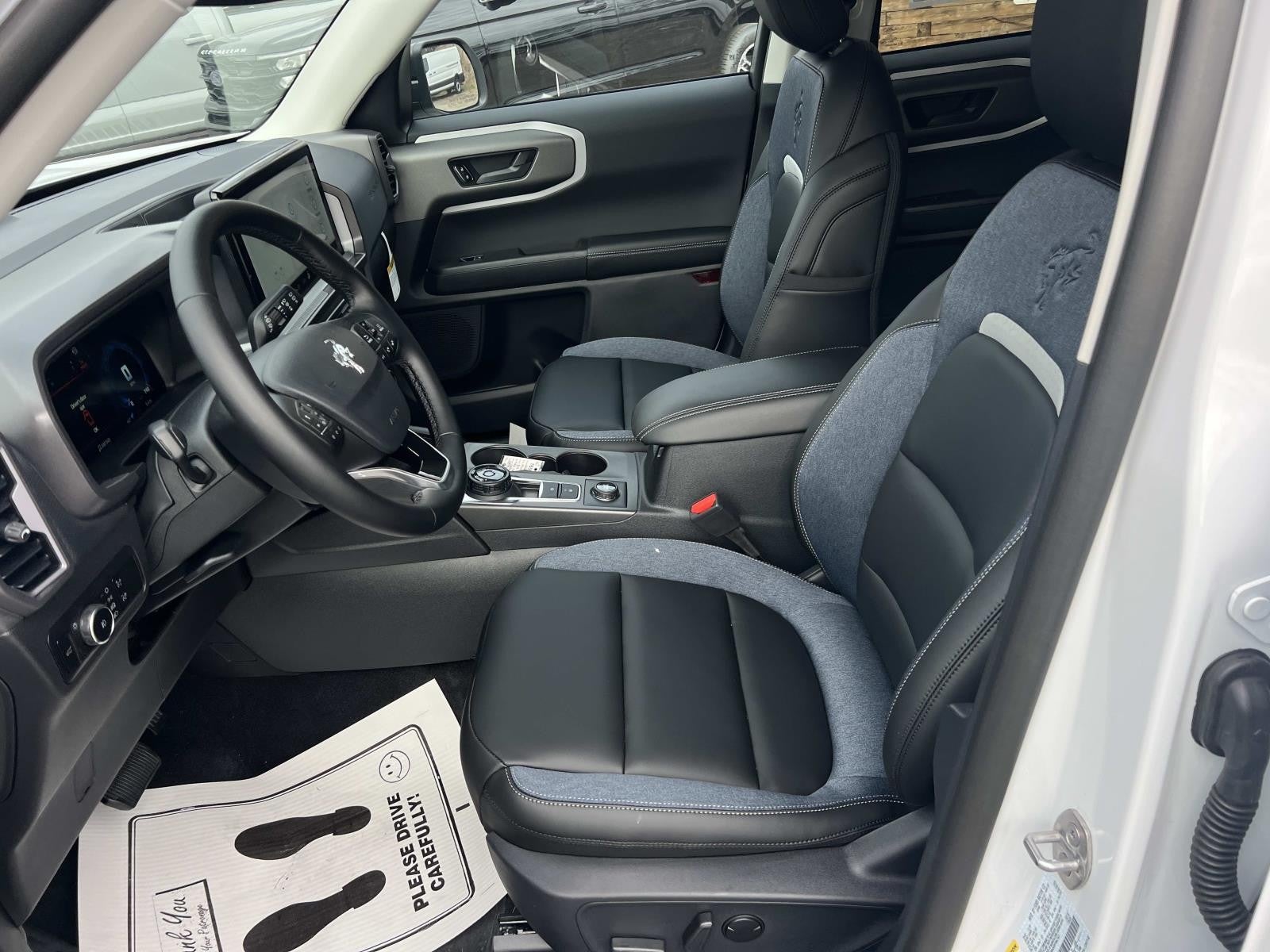 2025 Ford Bronco Sport OUTER BANKS 4X4