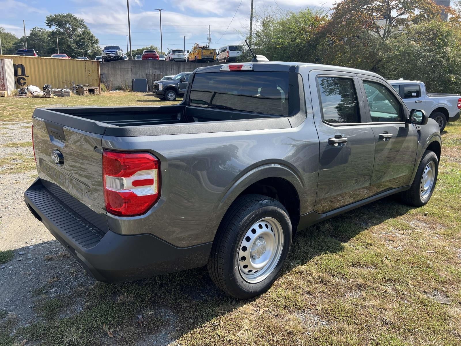 2025 Ford Maverick XL FWD SUPERCREW