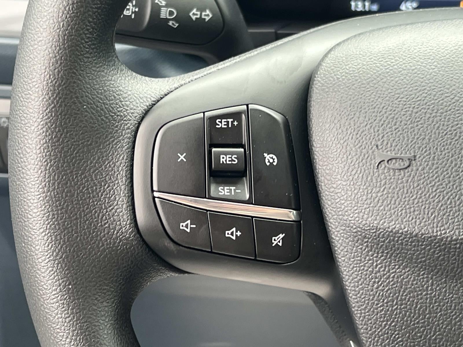 2025 Ford Maverick XL AWD SUPERCREW