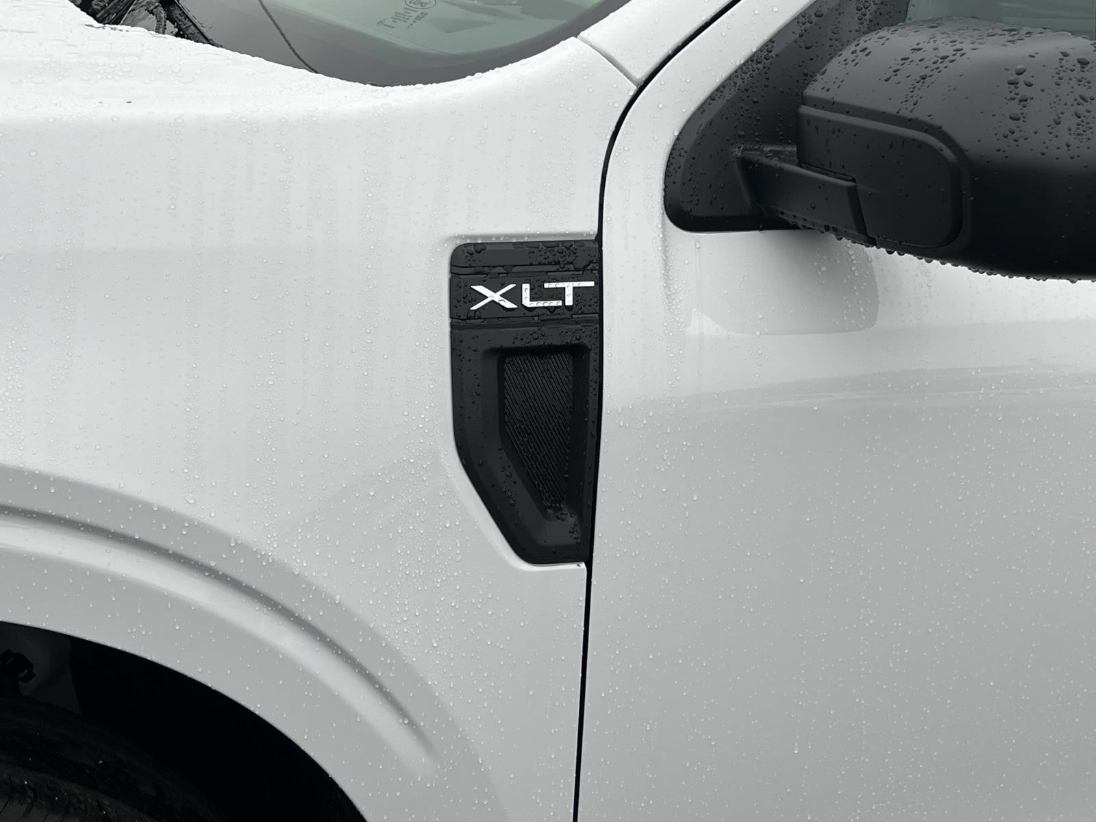 2025 Ford Maverick XL AWD SUPERCREW