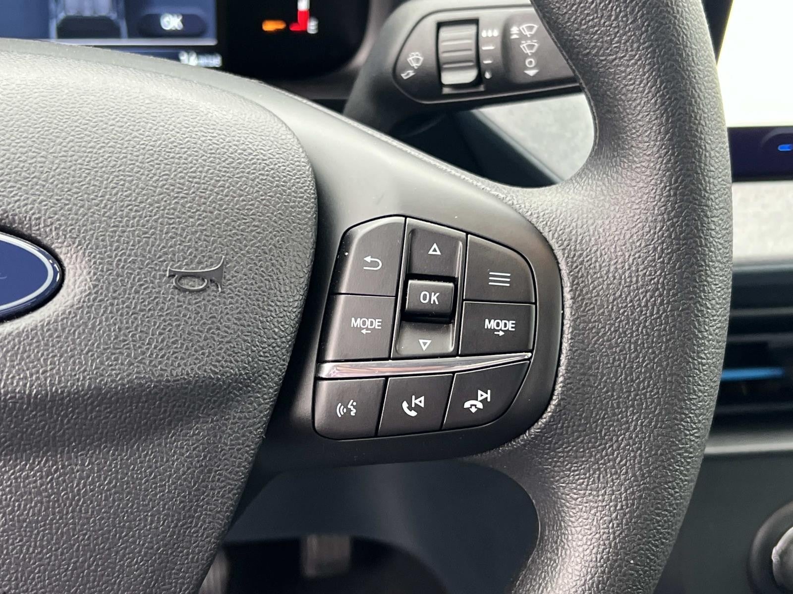 2025 Ford Maverick XL AWD SUPERCREW