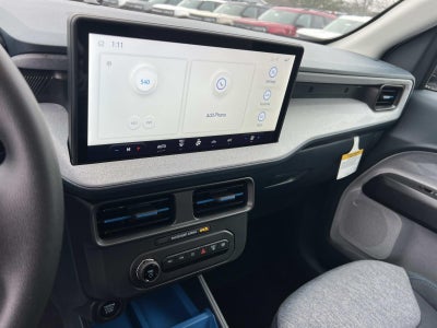 2025 Ford Maverick XL AWD SUPERCREW