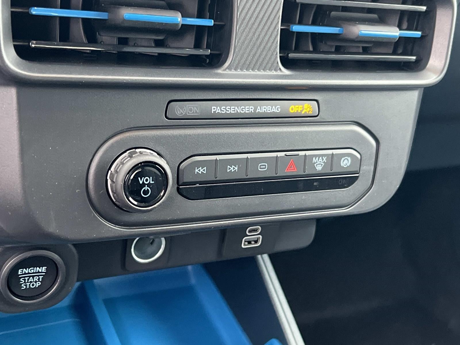 2025 Ford Maverick XL AWD SUPERCREW