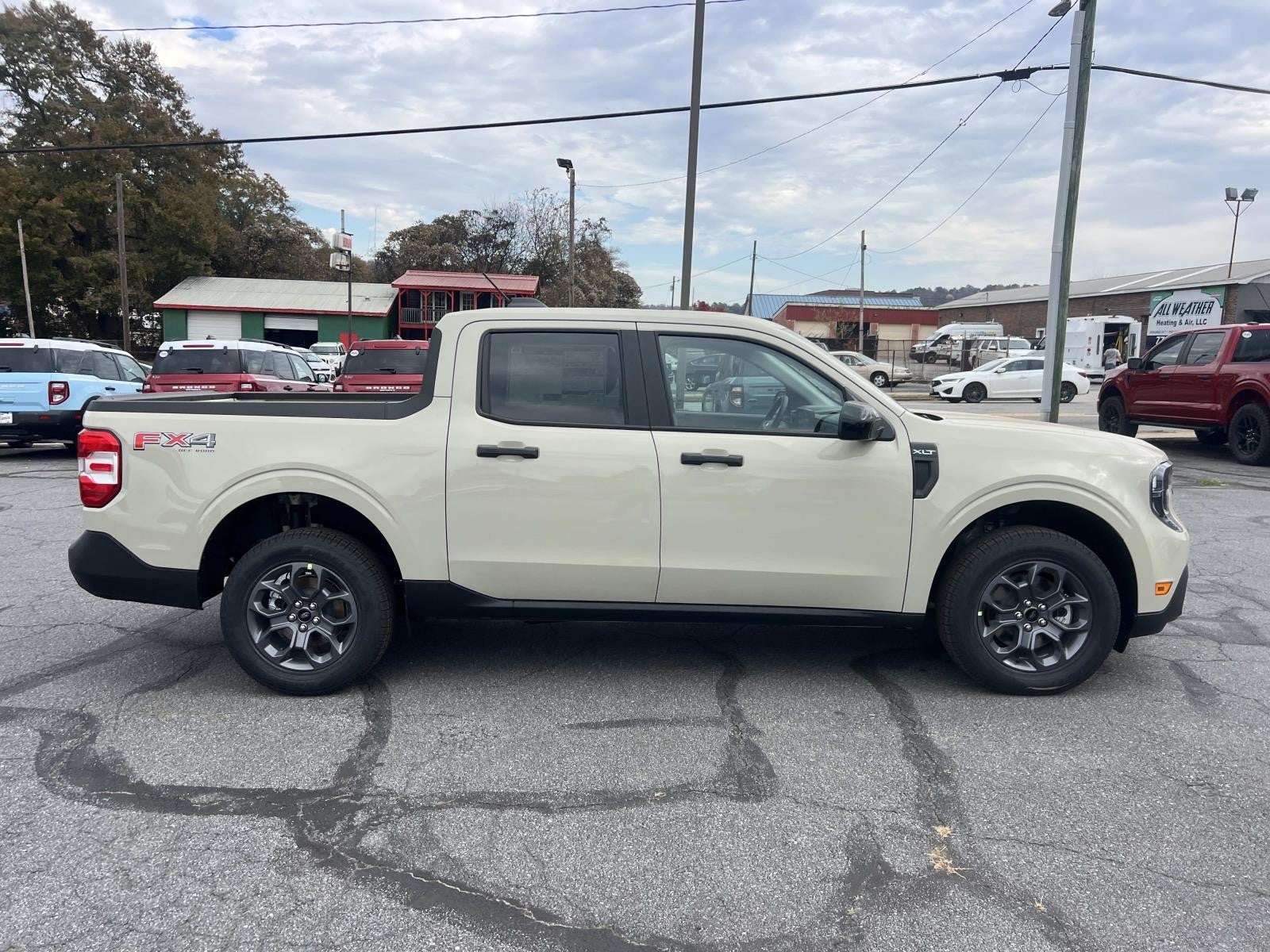 2025 Ford Maverick XLT SUPERCREW