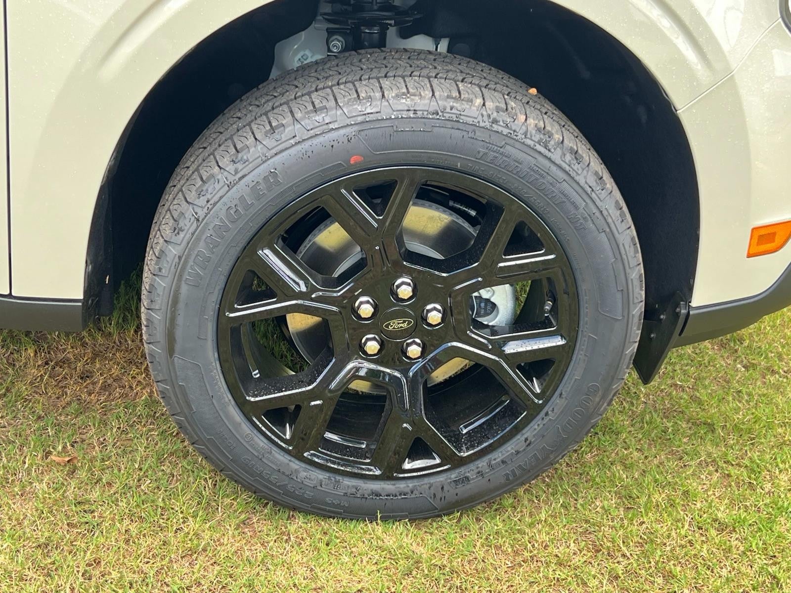 2025 Ford Maverick XLT AWD SUPERCREW