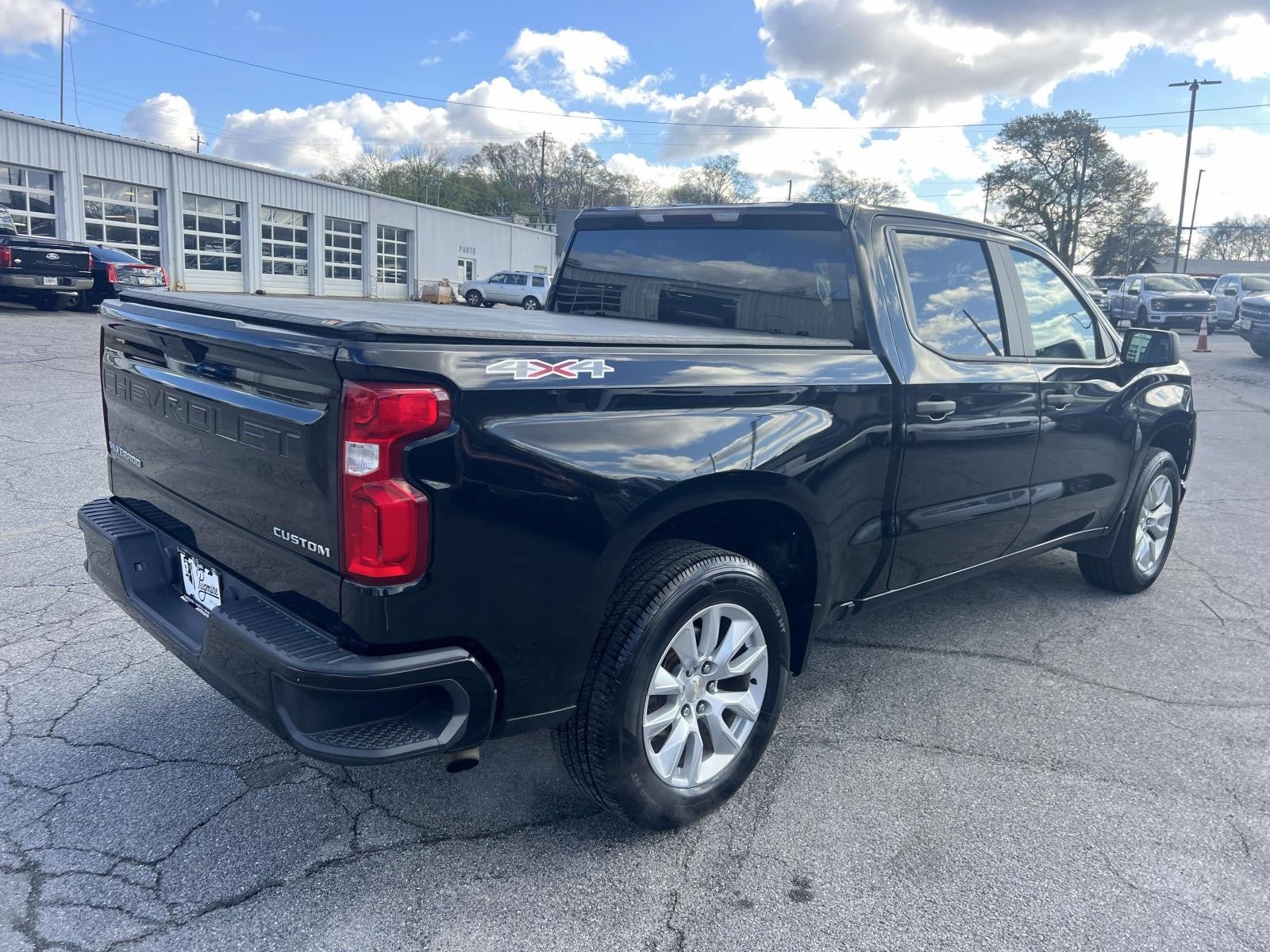 2020 Chevrolet Silverado 1500 Custom